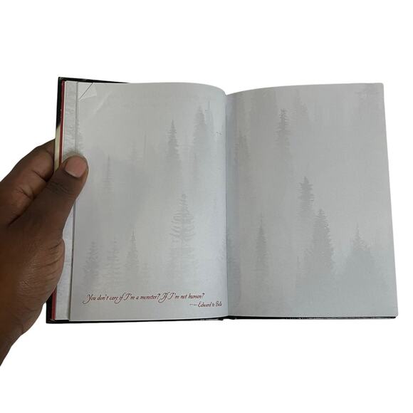 The Twilight Saga "Twilight" Journal - Picture 5 of 7